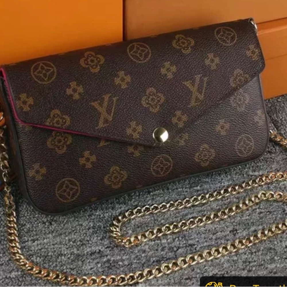 Louis Vitton look alike shoulder purse